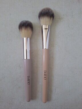 Doll 10 Number 17 And 20 Makeup Brushes